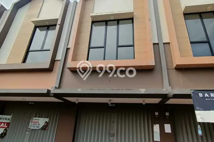 AREA BISNIS! Ruko Kawasan Suvarna Sutera, Luas 73m², Jalan Utama, Strategis AREA BISNIS! Ruko Kawasan Suvarna Sutera, Luas 73m², Jalan Utama, Strategis