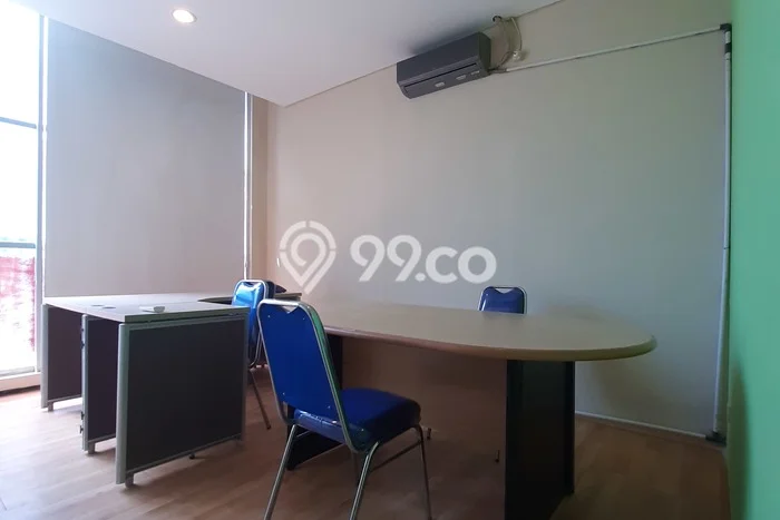 Disewakan Kantor di Pusat Kota Surabaya Ramai Strategis Disewakan Kantor di Pusat Kota Surabaya Ramai Strategis