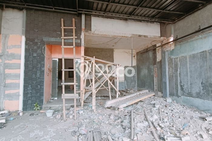 LOKASI STRATEGIS! Ruko Kawasan , Luas 240m2m², Pusat Komersial, Jalan Utama LOKASI STRATEGIS! Ruko Kawasan , Luas 240m2m², Pusat Komersial, Jalan Utama