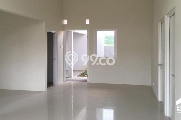 HOT LISTING! Rumah Siap Huni lokasi , Semarang, LT 120m2m² LB 60m2m² HOT LISTING! Rumah Siap Huni lokasi , Semarang, LT 120m2m² LB 60m2m²