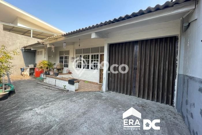 Ruang usaha tengah kota Semarang strategis ramai dekat bandara dekat pelabuhan tol dekat mall dekat sekolah dijual di jl raya Tanah mas Semarang utara Ruang usaha tengah kota Semarang strategis ramai dekat bandara dekat pelabuhan tol dekat mall dekat sekolah dijual di jl raya Tanah mas Semarang utara