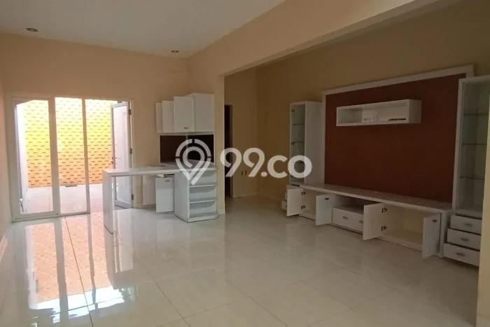 LOKASI TERBAIK! Rumah di , 2 KM, Area Premium, LT 144m2m² Bangunan 100m2m² LOKASI TERBAIK! Rumah di , 2 KM, Area Premium, LT 144m2m² Bangunan 100m2m²