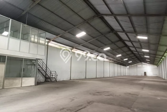 Gudang Disewa di Semarang Barat, Semarang, LT 2000m2 / LB 1428m2 Gudang Disewa di Semarang Barat, Semarang, LT 2000m2 / LB 1428m2
