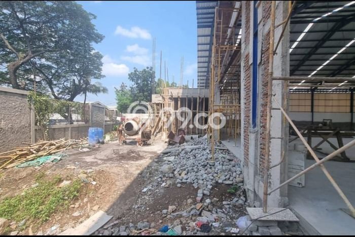 Gudang untuk disewa di Semarang Barat punya LT 4300m2 & LB 1456m2 harga sewa kompetitif Gudang untuk disewa di Semarang Barat punya LT 4300m2 & LB 1456m2 harga sewa kompetitif
