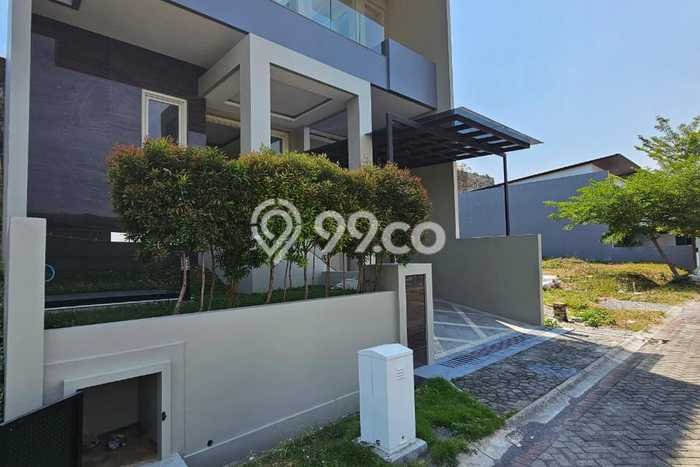 Disewakan Hunian Premium dengan 4 KT & 3 KM di Semarang Disewakan Hunian Premium dengan 4 KT & 3 KM di Semarang