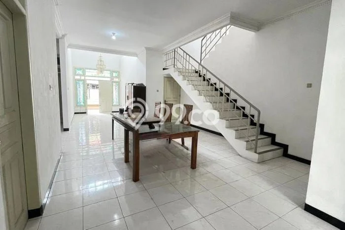 Sewa Rumah Murah di Bukit Sari Semarang Punya 3 KT Sewa Rumah Murah di Bukit Sari Semarang Punya 3 KT