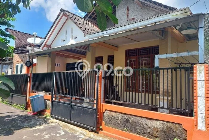 Dijual Cepat Rumah Favorit Siap Huni LB 138m2 di Sidomukti, Salatiga Dijual Cepat Rumah Favorit Siap Huni LB 138m2 di Sidomukti, Salatiga
