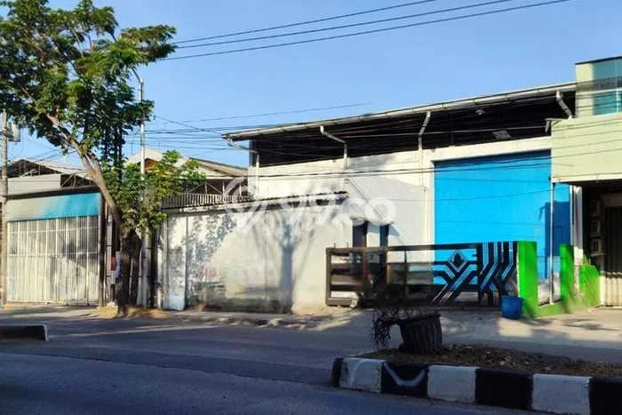 Unit Gudang Paling Strategis di Semarang Timur Semarang dengan LB 260m2 Unit Gudang Paling Strategis di Semarang Timur Semarang dengan LB 260m2