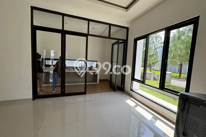 Disewakan! Rumah 3 Kamar Tidur &
3 Kamar Mandi di BSB City, Semarang Disewakan! Rumah 3 Kamar Tidur &
3 Kamar Mandi di BSB City, Semarang