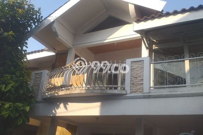 Dijual Cepat Rumah Bagus Siap Huni LB 228m2 di Candisari, Semarang Dijual Cepat Rumah Bagus Siap Huni LB 228m2 di Candisari, Semarang