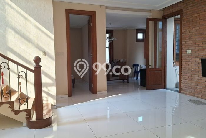 Siap Huni Rumah Mewah 3 Kamar di Candisari Dekat ke Mana Saja Siap Huni Rumah Mewah 3 Kamar di Candisari Dekat ke Mana Saja