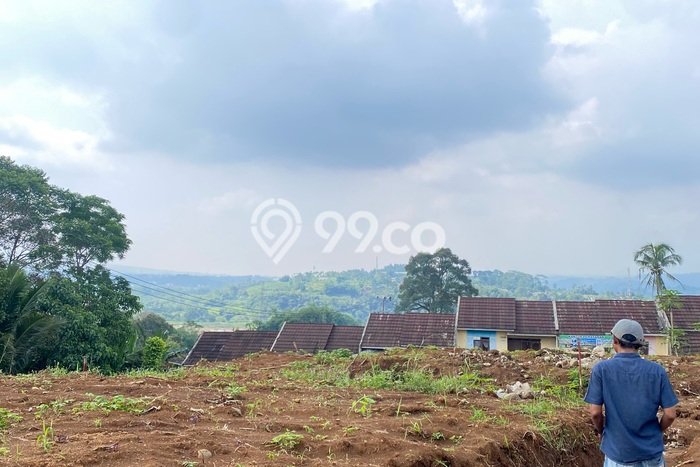 INVESTASI POTENSIAL! Vila Kawasan Parung Kuda, Luas 240m2m², Lokasi Prima INVESTASI POTENSIAL! Vila Kawasan Parung Kuda, Luas 240m2m², Lokasi Prima