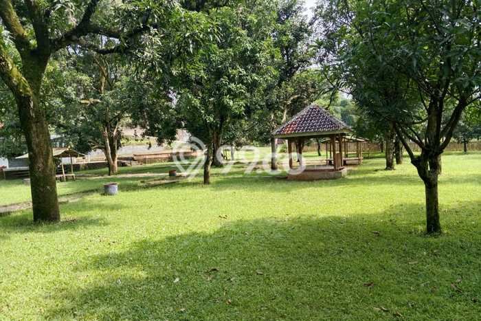 Tanah Dijual Lokasi Strategis di Majalengka dengan Luas 29975m2 Tanah Dijual Lokasi Strategis di Majalengka dengan Luas 29975m2