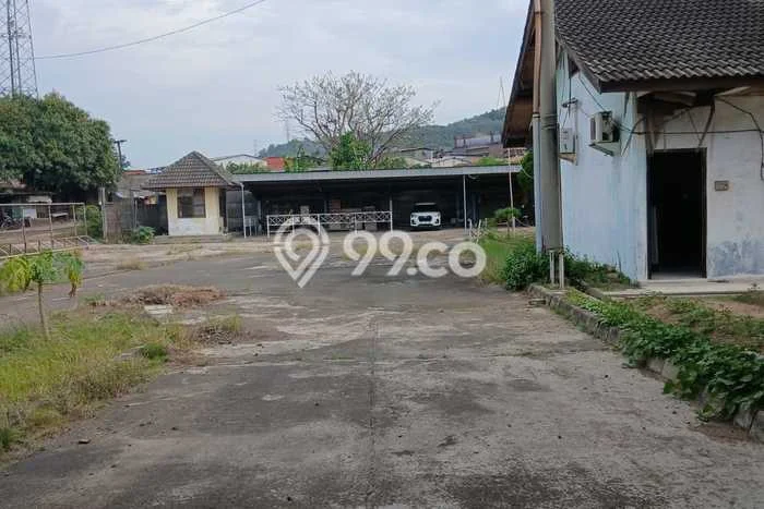 Area Ramai! Pabrik Dijual di Ciwandan untuk Bisnis Luas Bangunan 2892m2 Area Ramai! Pabrik Dijual di Ciwandan untuk Bisnis Luas Bangunan 2892m2