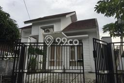 Rumah Strategis Minimalis Lb 70m2 di Jombang, Cilegon Rumah Strategis Minimalis Lb 70m2 di Jombang, Cilegon