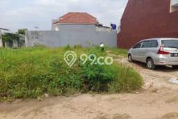 Jarang Ada! Tanah di Jombang Punya Luas 133m2 SHM Jarang Ada! Tanah di Jombang Punya Luas 133m2 SHM