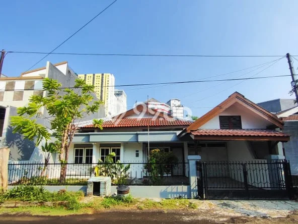 Sewa Rumah Strategis Harga Murah di Surabaya Sewa Rumah Strategis Harga Murah di Surabaya