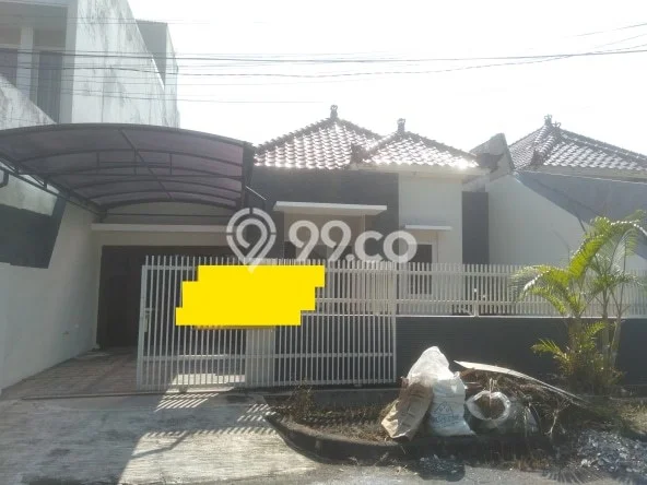 HOT DEAL! Rumah area Surabaya Kota, 2 KM, Lingkungan Asri, LT 135m2m² Bangunan 100m2m² HOT DEAL! Rumah area Surabaya Kota, 2 KM, Lingkungan Asri, LT 135m2m² Bangunan 100m2m²