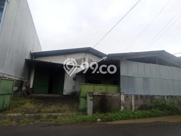Disewakan Gudang komersial di Rungkut luas bangunan 672m2 Disewakan Gudang komersial di Rungkut luas bangunan 672m2