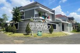 Ready to Use! Luxury House LT 269m2 Desain Modern di Araya Ready to Use! Luxury House LT 269m2 Desain Modern di Araya