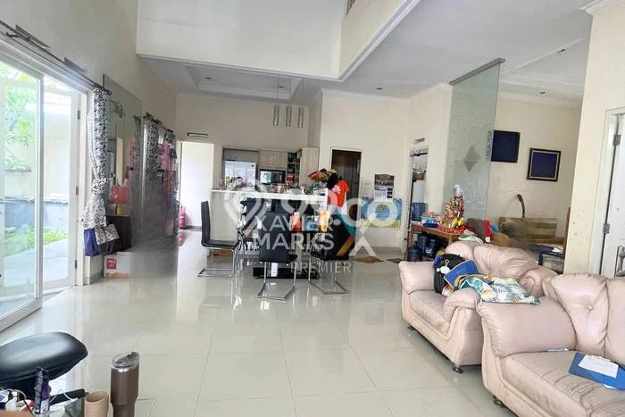 Jual Rumah Mewah Elegan Dengan View Cantik di Villa Puncak Tidar, Malang Jual Rumah Mewah Elegan Dengan View Cantik di Villa Puncak Tidar, Malang