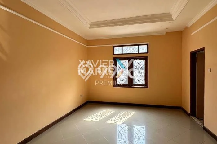 Sewa Rumah Murah di Soekarno Hatta Malang Punya 10 Kamar Tidur Sewa Rumah Murah di Soekarno Hatta Malang Punya 10 Kamar Tidur