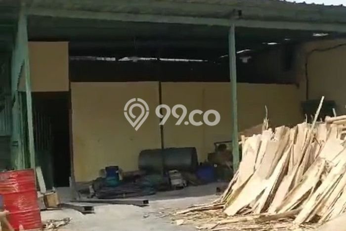 Disewakan Gudang komersial di Ngaliyan luas bangunan 780m2 Disewakan Gudang komersial di Ngaliyan luas bangunan 780m2