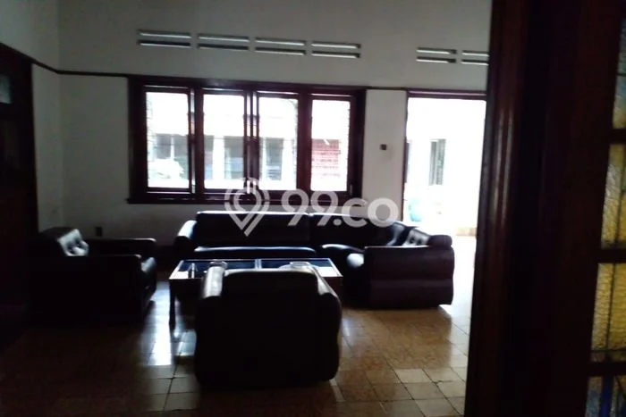 Jual Rumah Mewah Megah Dengan View Eksklusif di Simpang Lima, Semarang Jual Rumah Mewah Megah Dengan View Eksklusif di Simpang Lima, Semarang