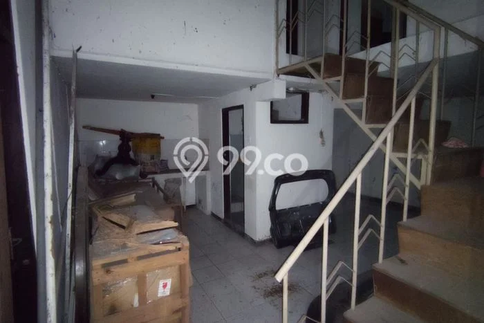 Rumah LT 157m2m² Akses Strategis di Kawasan Elite , Semarang Rumah LT 157m2m² Akses Strategis di Kawasan Elite , Semarang
