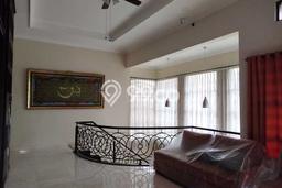 Jual Rumah Luas Elegan Dengan View Eksklusif di Kota Baru Parahyangan, Bandung Jual Rumah Luas Elegan Dengan View Eksklusif di Kota Baru Parahyangan, Bandung