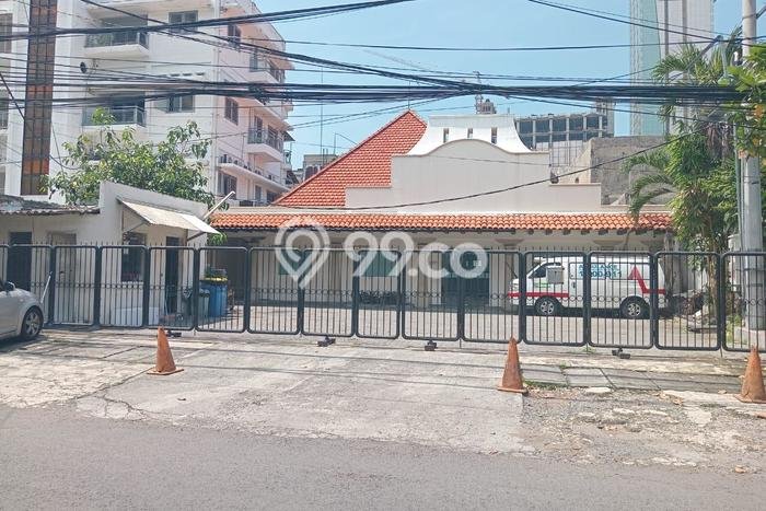 Untuk Dijual Komersial di Gubeng, Surabaya Harga Penawaran Spesial Untuk Dijual Komersial di Gubeng, Surabaya Harga Penawaran Spesial