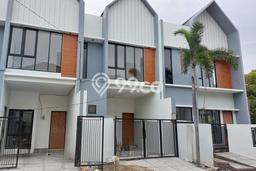 Jual Rumah Strategis Bagus Punya 4 KT di Tenggilis Mejoyo Surabaya - Jual Rumah Strategis Bagus Punya 4 KT di Tenggilis Mejoyo Surabaya -
