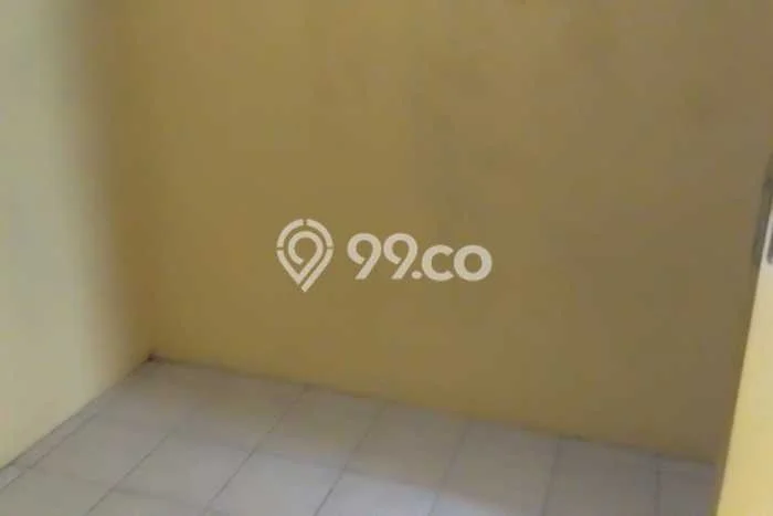 Disewakan! Rumah 4 Kamar Tidur &
2 Kamar Mandi di Buah Batu, Bandung Disewakan! Rumah 4 Kamar Tidur &
2 Kamar Mandi di Buah Batu, Bandung