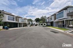 Rumah Bagus di Batam Centre, Batam, Luas Tanah 162m², Luas Bangunan 200m² Rumah Bagus di Batam Centre, Batam, Luas Tanah 162m², Luas Bangunan 200m²
