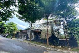 Rumah Mewah Akses Strategis di Batam Rumah Mewah Akses Strategis di Batam