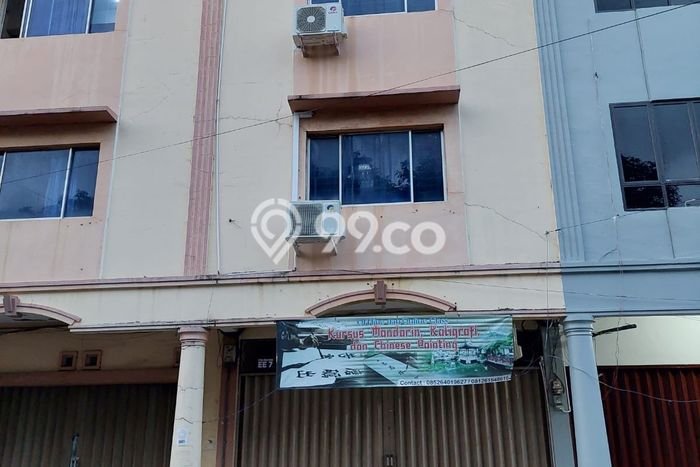 Unit Ruko Dijual di Batam LT 90m2 & LB 225m2 Unit Ruko Dijual di Batam LT 90m2 & LB 225m2