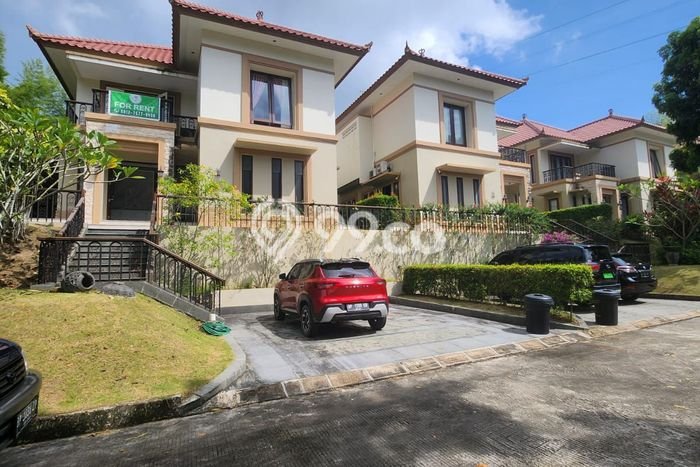 Rumah Premium di Batam Strategis Kondisi Baik Rumah Premium di Batam Strategis Kondisi Baik