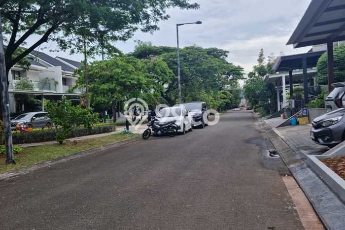 Hunian Elit LB 300m2 Siap Huni Desain Elegan di Harapan Indah, Bekasi Hunian Elit LB 300m2 Siap Huni Desain Elegan di Harapan Indah, Bekasi