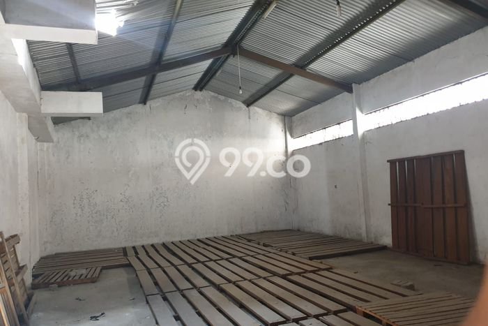 AREA BISNIS! Gudang di Semarang Barat, Luas 630m², Lokasi Premium AREA BISNIS! Gudang di Semarang Barat, Luas 630m², Lokasi Premium
