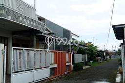 For Sale Rumah 4 Kamar Lokasi Ideal Nyaman dan Strategis di Kebumen For Sale Rumah 4 Kamar Lokasi Ideal Nyaman dan Strategis di Kebumen