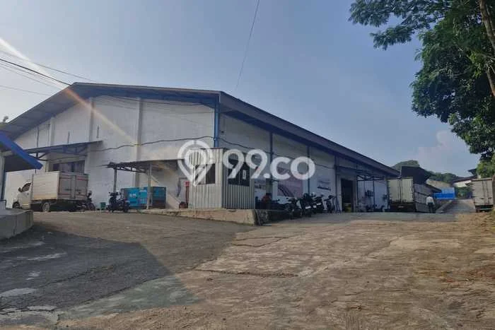 Gudang Disewa di Semarang Barat, Semarang, LT 1728m2 / LB 1728m2 Gudang Disewa di Semarang Barat, Semarang, LT 1728m2 / LB 1728m2