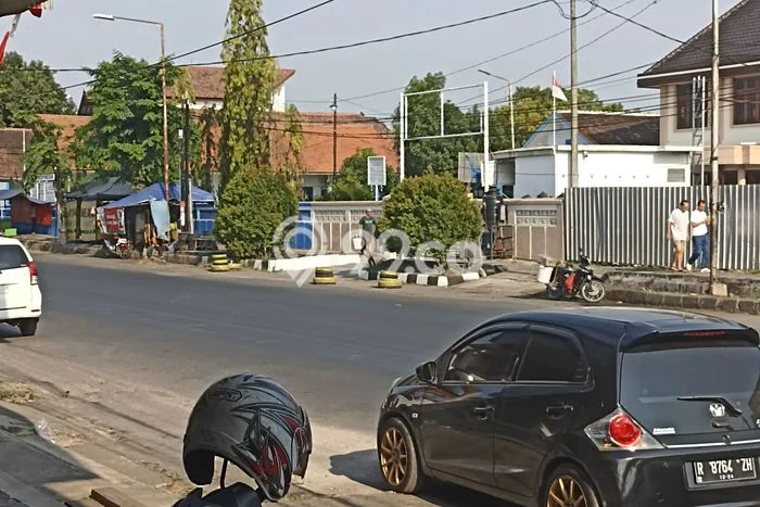 Jual Ruko di Weleri, Luas 350m2m², Area Berkembang, Mainroad Jual Ruko di Weleri, Luas 350m2m², Area Berkembang, Mainroad