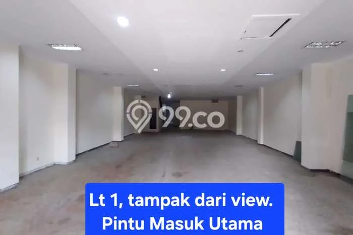 Komersial disewakan lokasi strategis Semarang Tengah Semarang 600m2 Komersial disewakan lokasi strategis Semarang Tengah Semarang 600m2