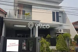 Rumah Elit Modern Tanpa Renovasi di Wadungasri Sidoarjo Rumah Elit Modern Tanpa Renovasi di Wadungasri Sidoarjo