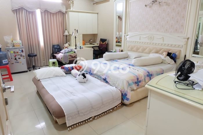 Unit Ruko Dijual di Surabaya LT 337m2 & LB 700m2 Unit Ruko Dijual di Surabaya LT 337m2 & LB 700m2