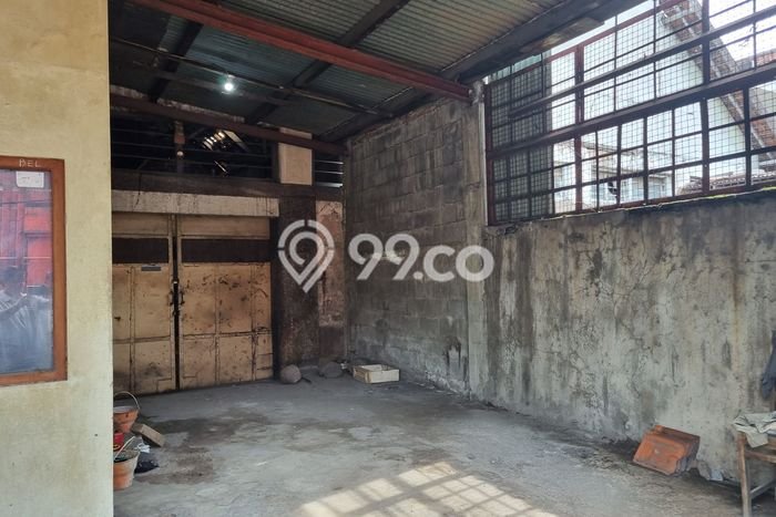Untuk Dijual Ruko di Genteng, Surabaya Harga Penawaran Spesial Untuk Dijual Ruko di Genteng, Surabaya Harga Penawaran Spesial