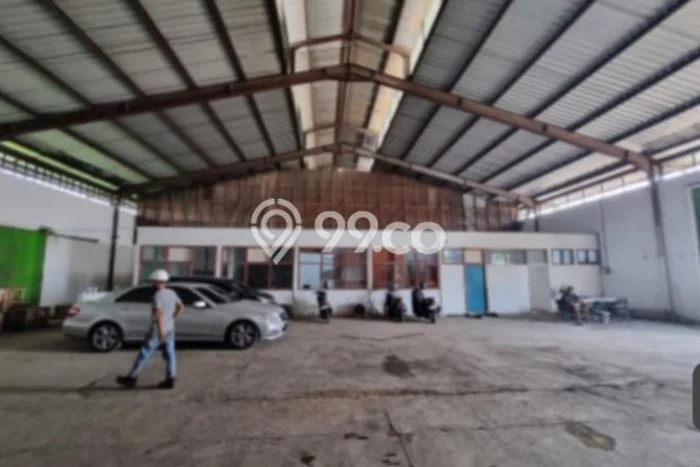 Gudang Usaha Dijual di Taman Sidoarjo LT 3m2 & LB 5500m2 Gudang Usaha Dijual di Taman Sidoarjo LT 3m2 & LB 5500m2