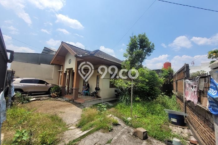Jual Rumah Strategis Bagus Punya 2 KT di Arcamanik Bandung SHM Jual Rumah Strategis Bagus Punya 2 KT di Arcamanik Bandung SHM