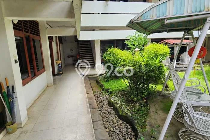Rumah Modern Dikontrakkan di Sawahan Surabaya Lokasi Sangat Strategis Rumah Modern Dikontrakkan di Sawahan Surabaya Lokasi Sangat Strategis