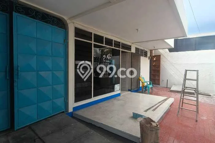 KESEMPATAN TERBAIK! Rumah area Tambaksari, 3 KT, Ready, LT 200m2m² LB 140m2m² KESEMPATAN TERBAIK! Rumah area Tambaksari, 3 KT, Ready, LT 200m2m² LB 140m2m²